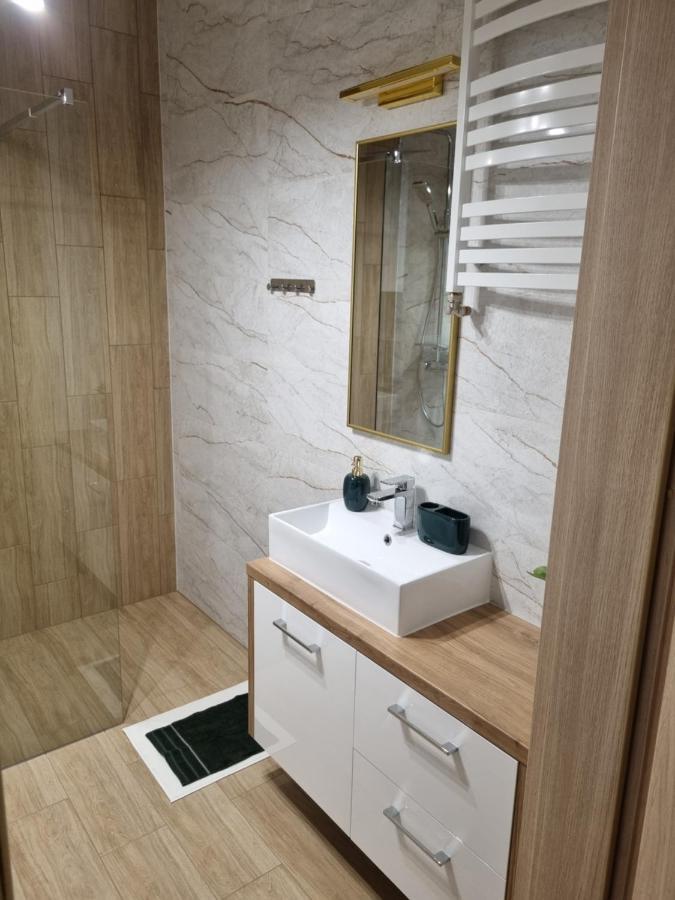 Apartament Sloneczny -Sciegiennego Kielce Esterno foto