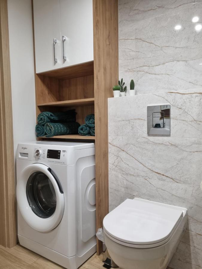 Apartament Sloneczny -Sciegiennego Kielce Esterno foto