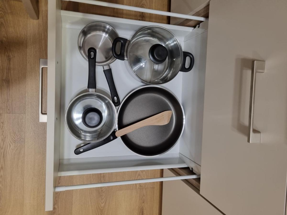 Apartament Sloneczny -Sciegiennego Kielce Esterno foto